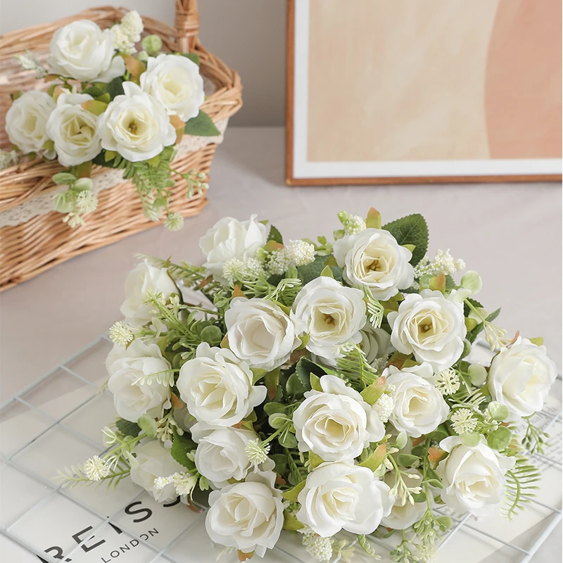 30cm White Silk Rose Bouquet – 5 Large Heads & 4 Buds for Wedding & Home