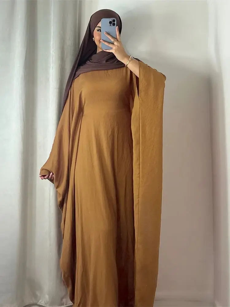 Luxury Crepe Linen Kaftan Abaya – Modest Muslim Dress for Women 2024